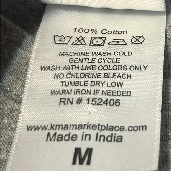 Pumba Lion King Parody Long Sleeve Tee Gray Graphic Shirt Men’s M - Picture 8 of 10